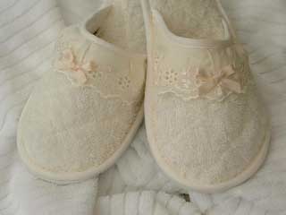 Style 313 Ivory Towelling Slippers with Matching Broidery Trim