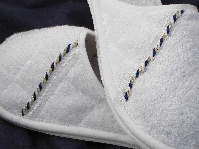 White / Navy Washable Towelling Slippers